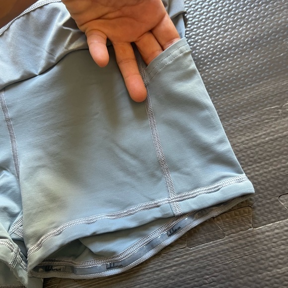 Lululemon Pace Rival Skirt in Chambray Size 6 Regular - Picture 4 of 8